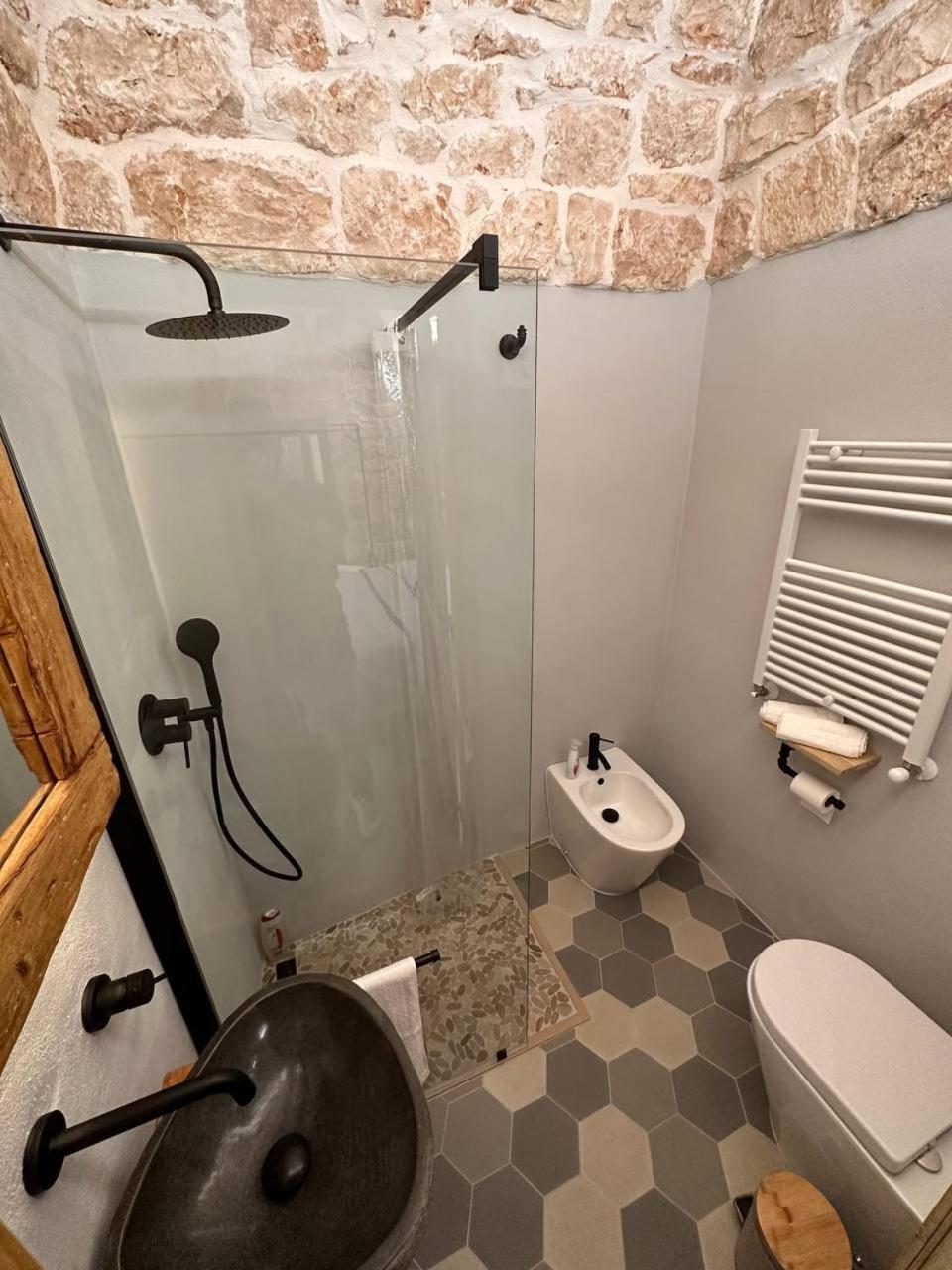 Primus Suite Ceglie Messapica Bagian luar foto
